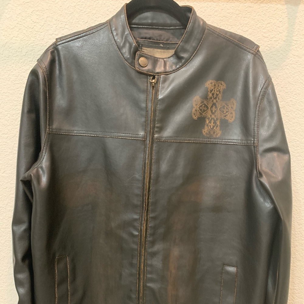 BKE Buckle Men's Size M Bomber Jacket Brown Faux Leather with Cross